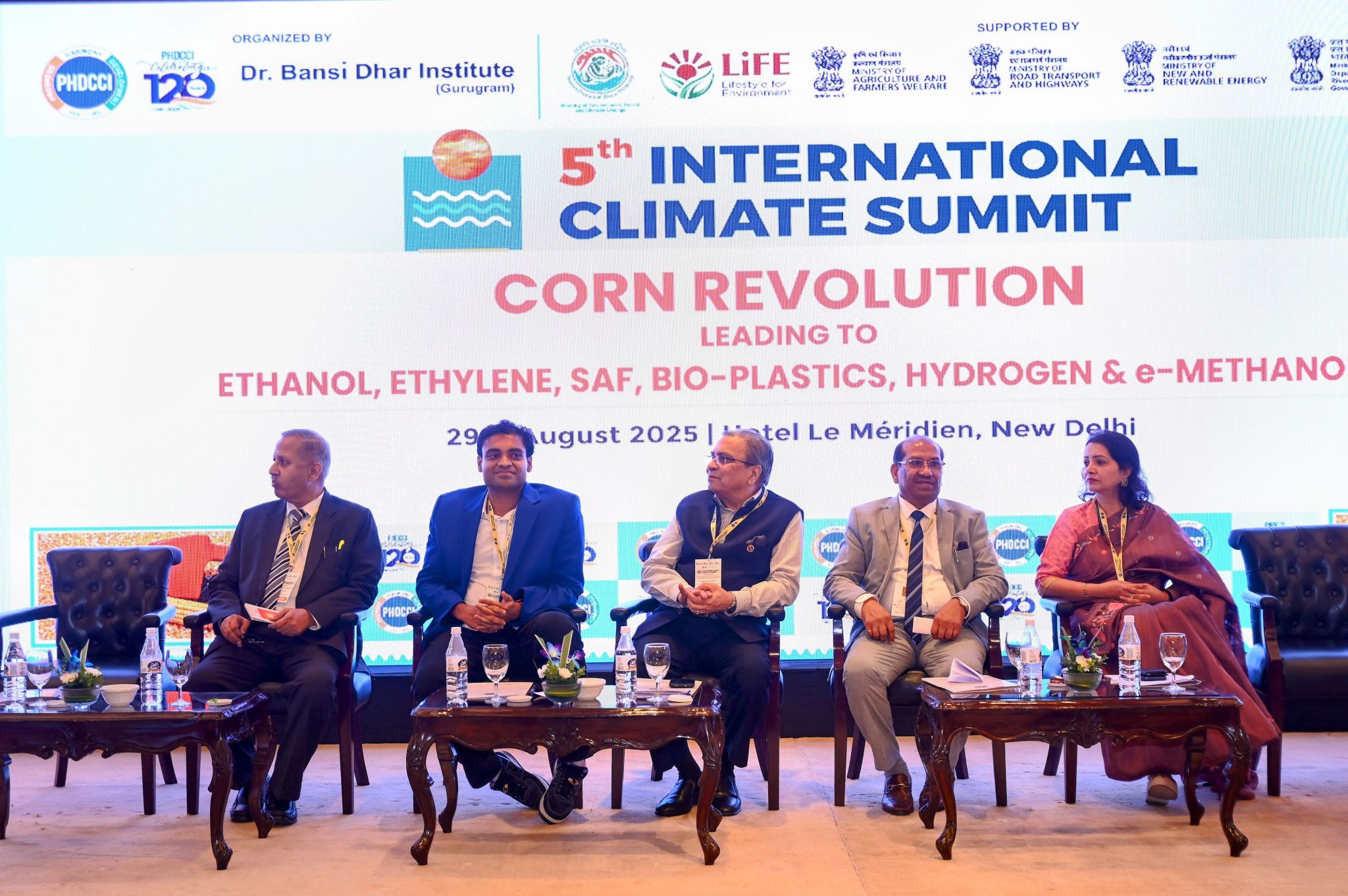 Panel discussion with industry leaders and Nitin Gadkari